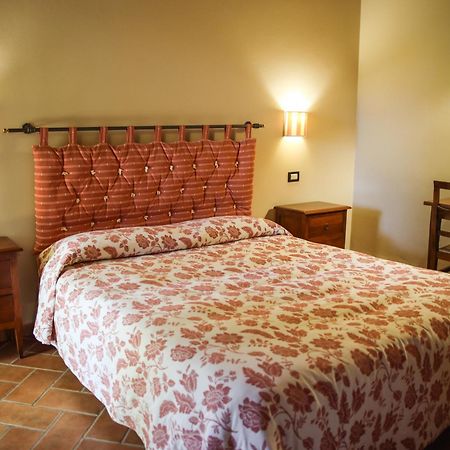 Agriturismo La Vecchia Quercia モンテメラノ エクステリア 写真