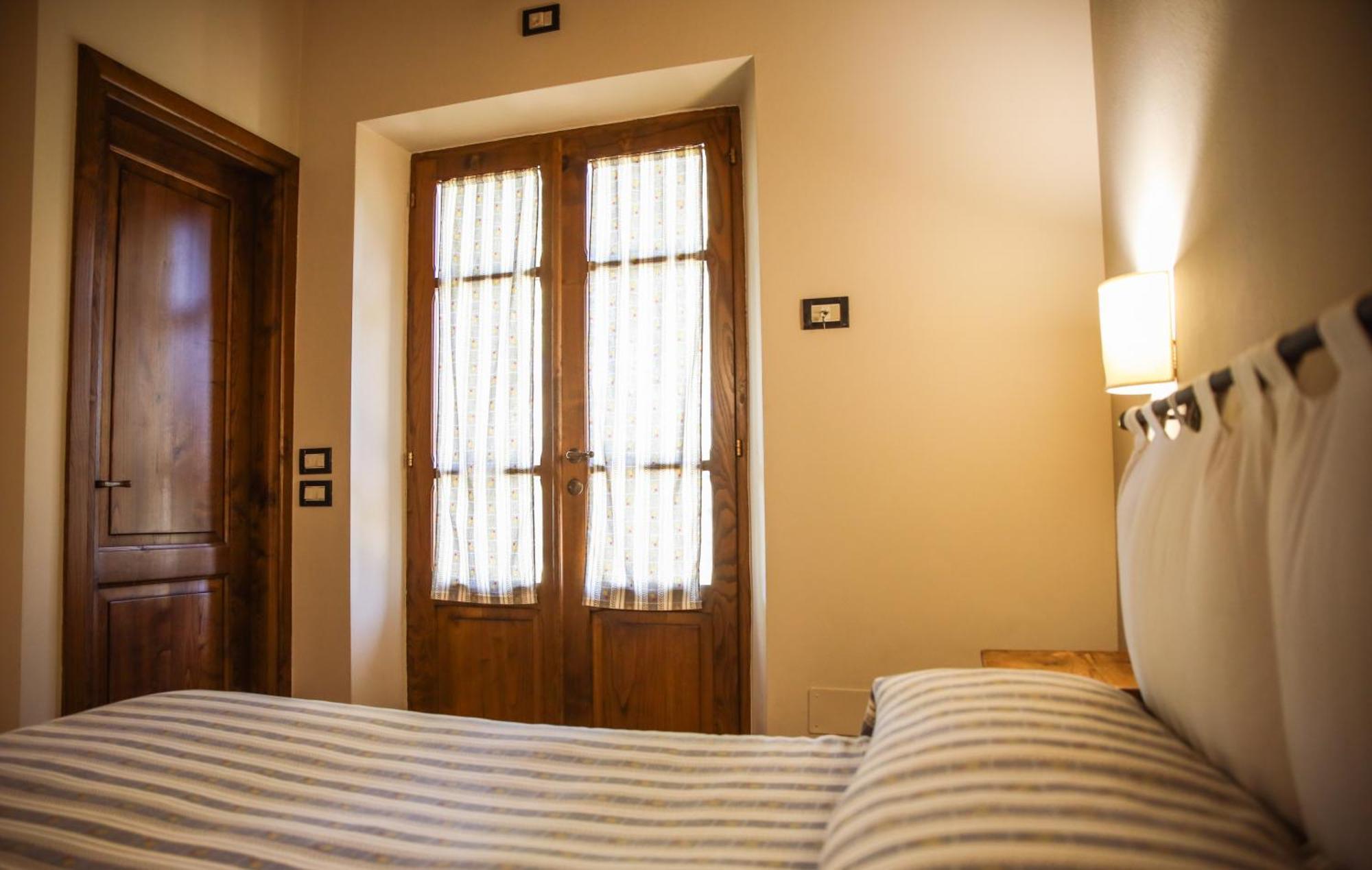 Agriturismo La Vecchia Quercia モンテメラノ エクステリア 写真