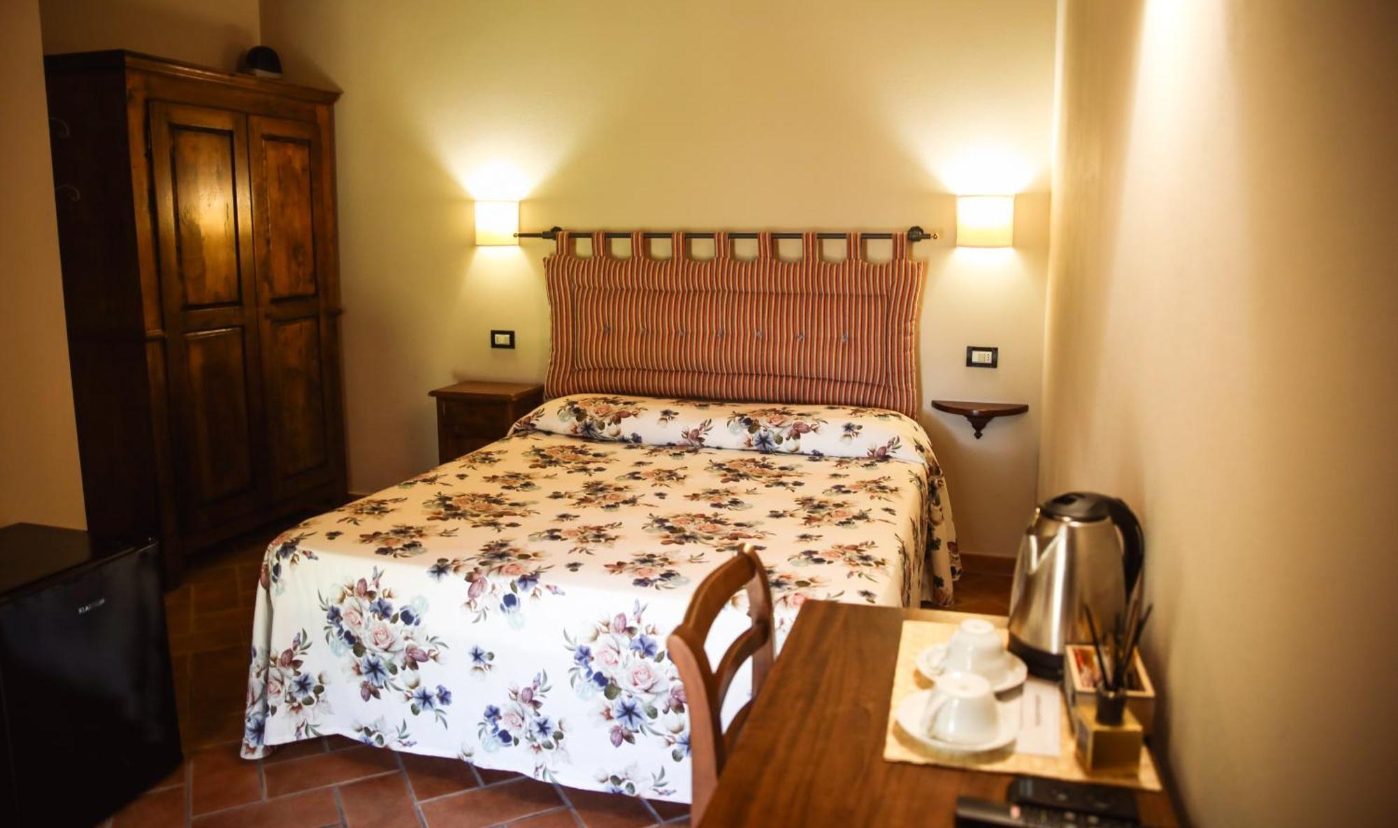 Agriturismo La Vecchia Quercia モンテメラノ エクステリア 写真