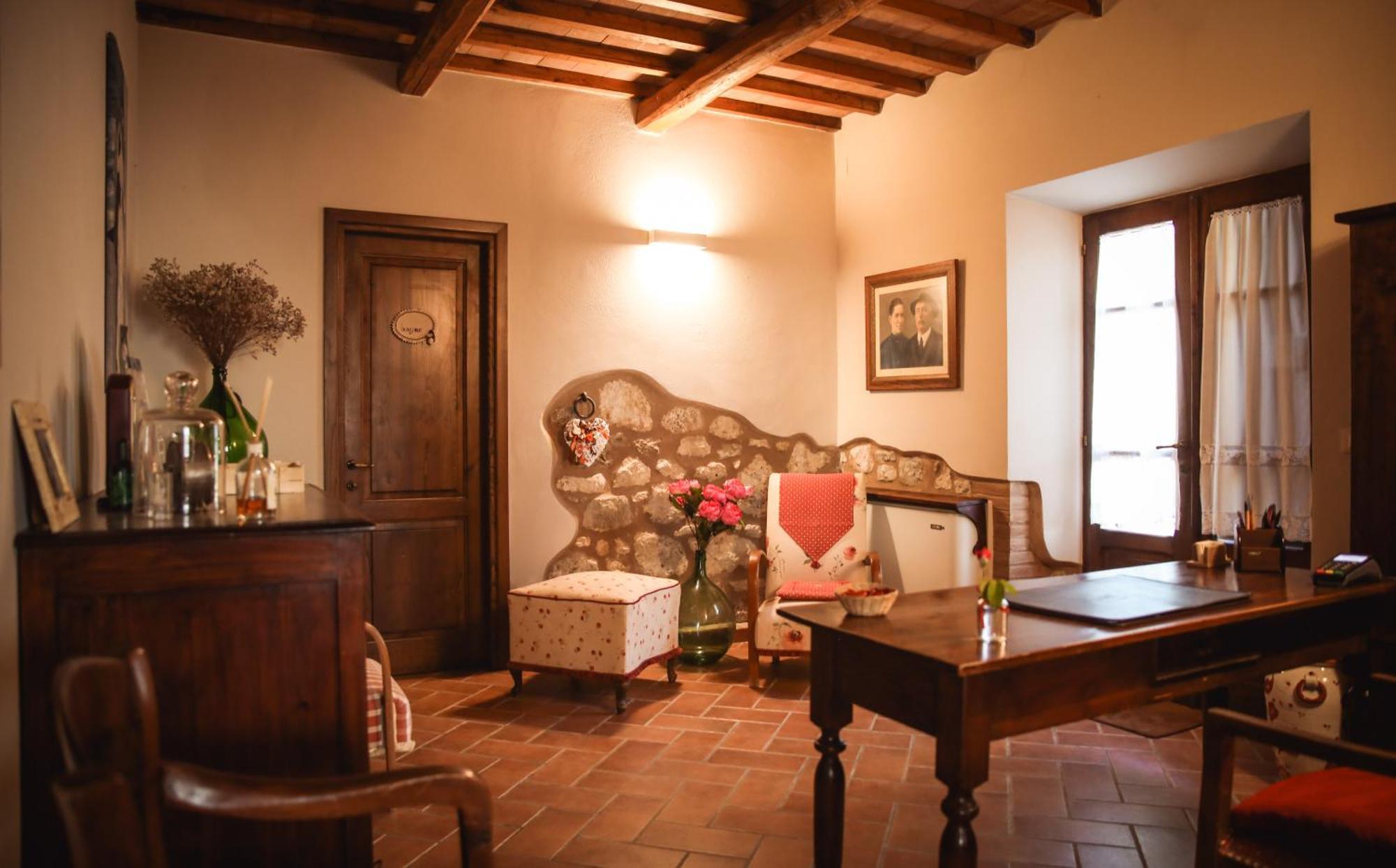 Agriturismo La Vecchia Quercia モンテメラノ エクステリア 写真